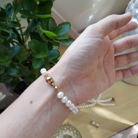 SOLD Vintage Genuine Pearl 3-pc Set - Picture 4 of 9